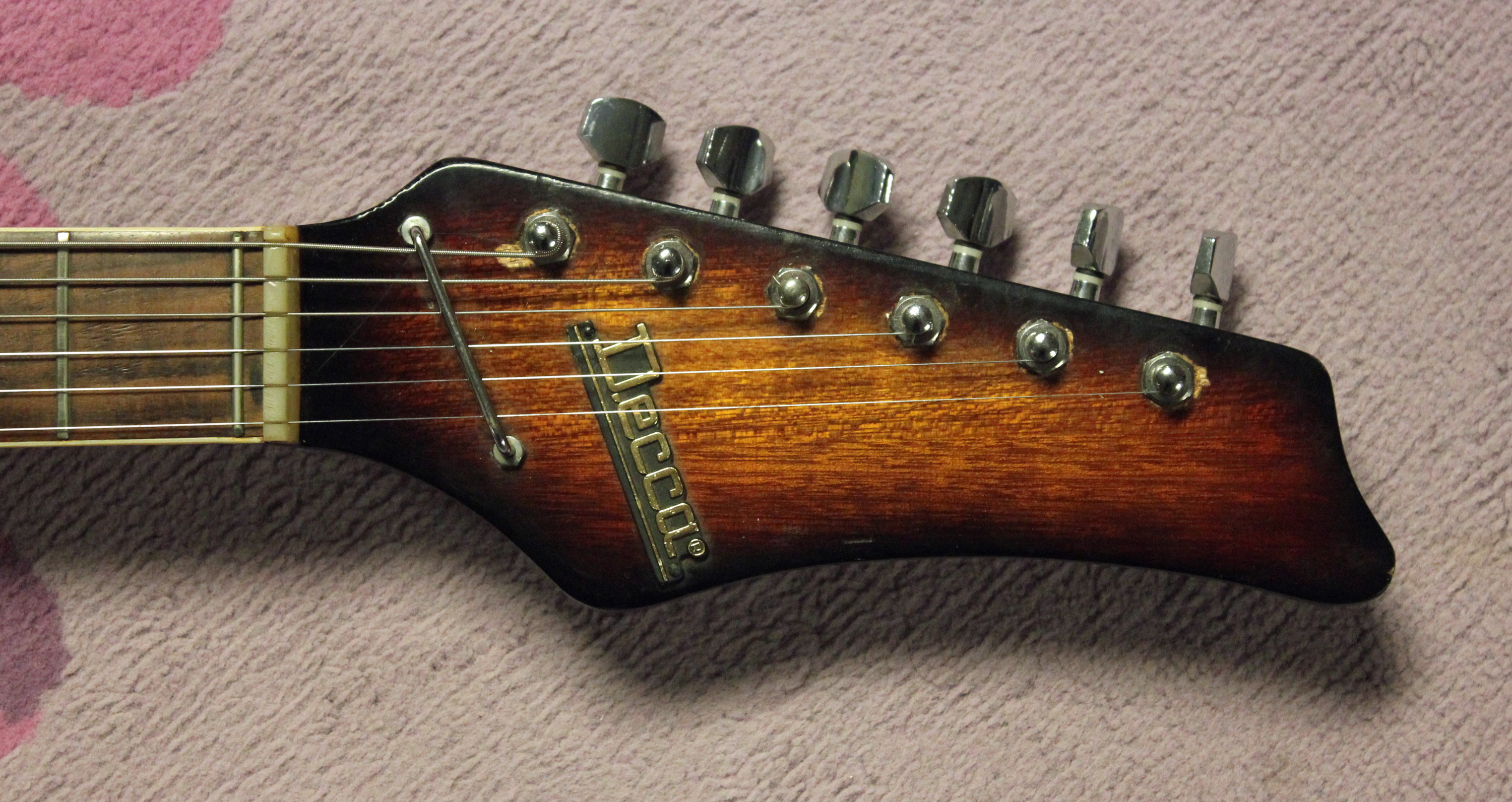 The Record Connection – 1966 Decca Electric Guitar – Drowning in